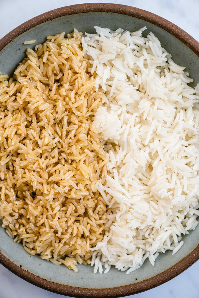 أرز أبيض وبني