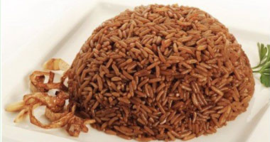 الأرز الأسمر بالكزبرة