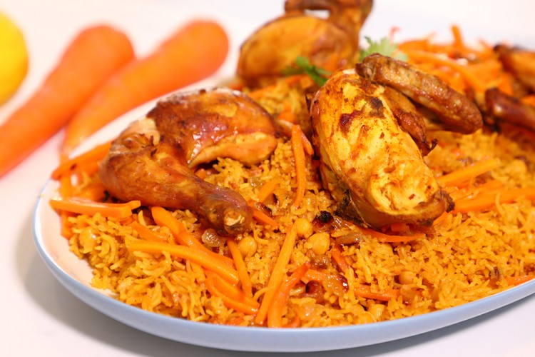 الأرز البخاري بالدجاج والحمص لشهر رمضان 