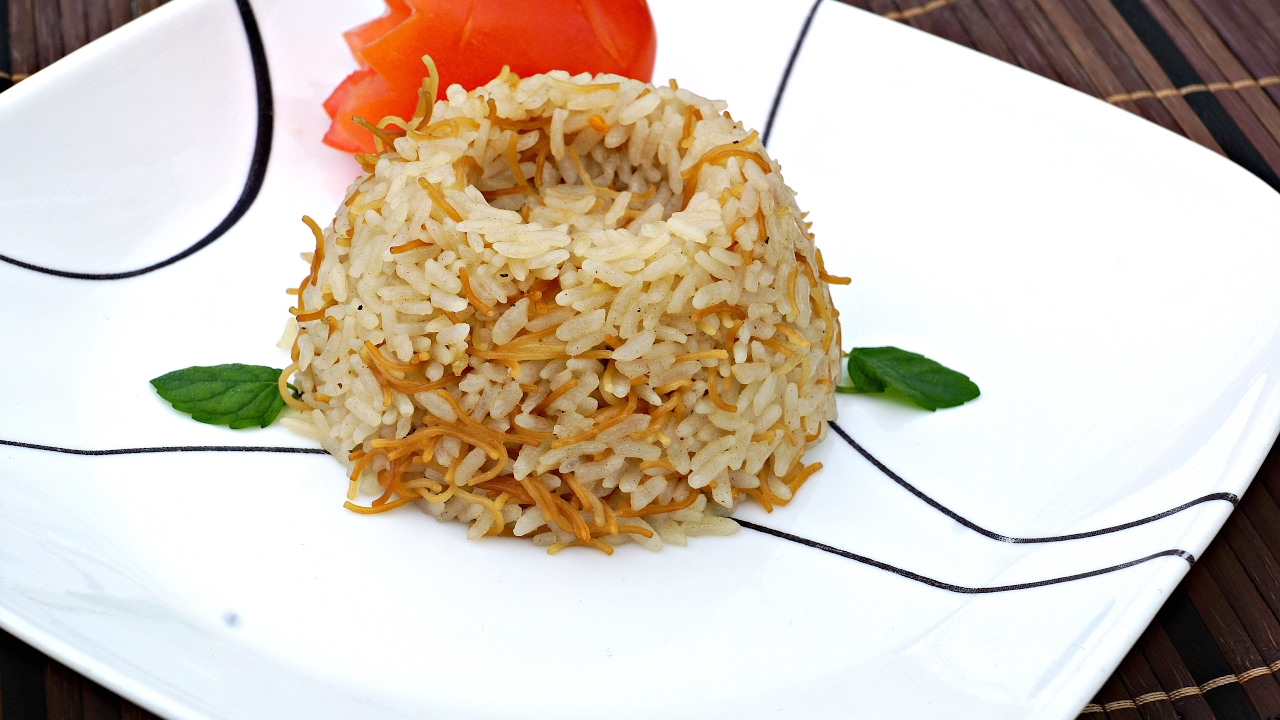 الأرز المصري بالشعيرية لشهر رمضان 