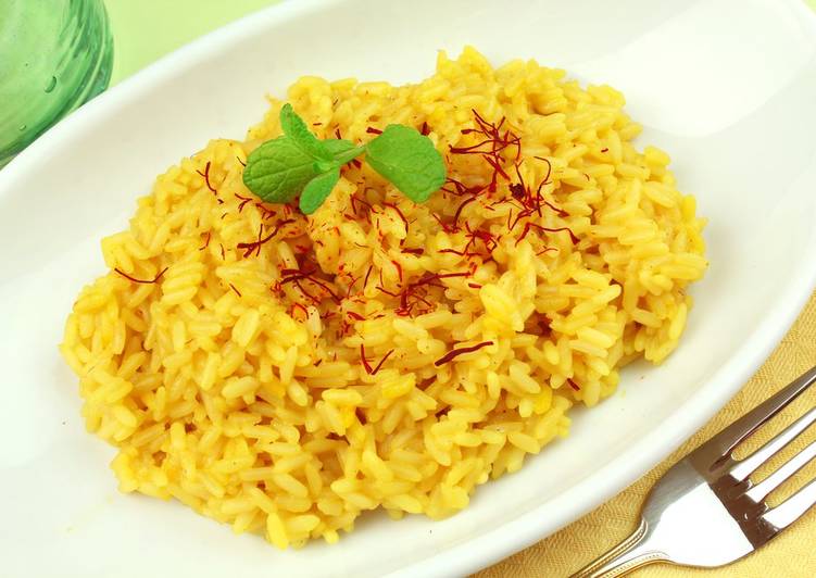 أرز بالزعفران والزبدة