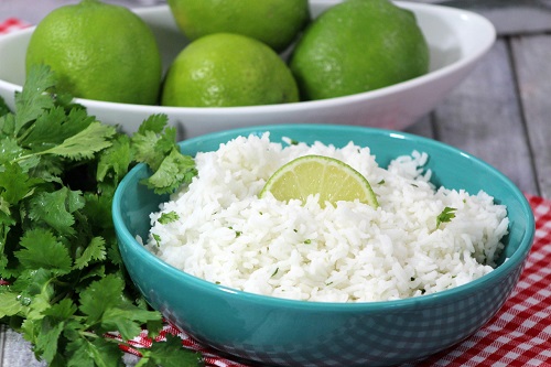 أرز بالكزبرة والليمون الأخضر