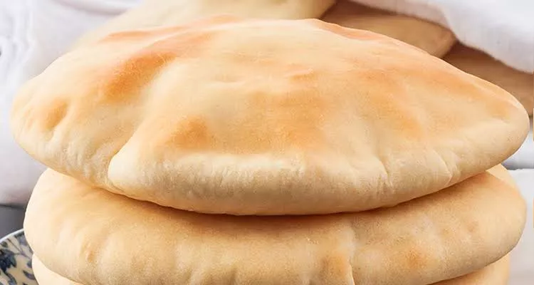 خبز لبناني 