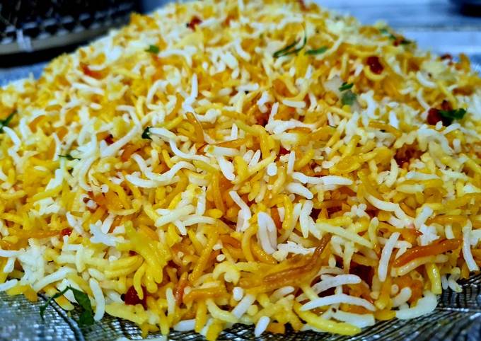 أرز بالزعفران والزبدة