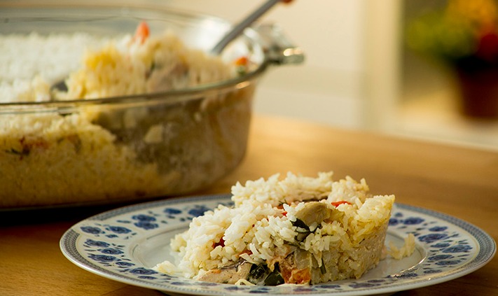 الأرز بالدجاج في الفرن بأسهل طريقة 