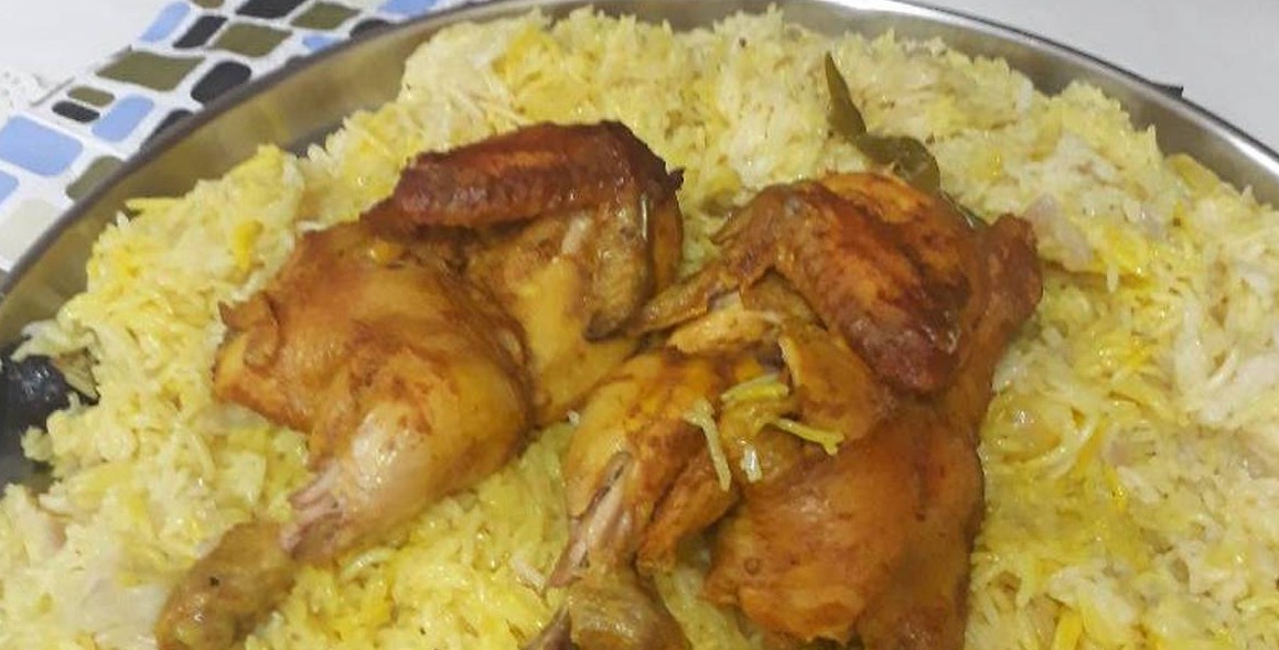 حنيذ الدجاج مع الأرز